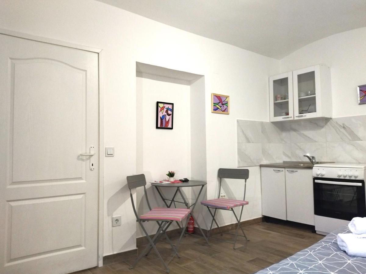Good Vibrations Apartments Загреб Экстерьер фото